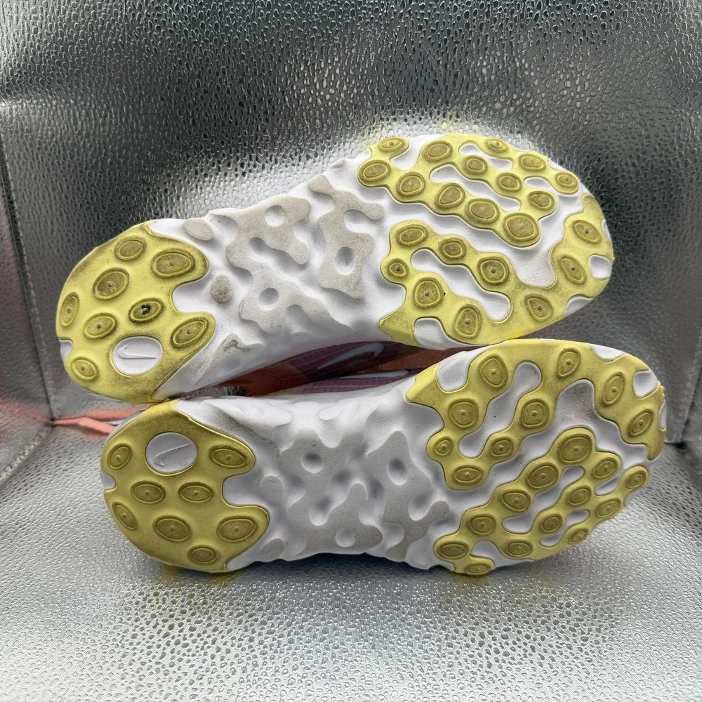Size 6.5 Nike Renew Lucent Bleached Coral Womens Running Shoes‎ BQ4152-600
